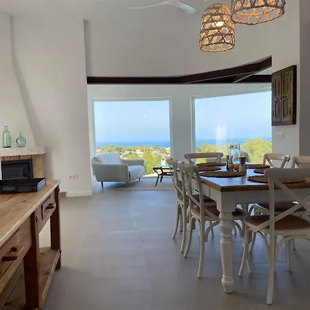 Vila Casa Avellana *